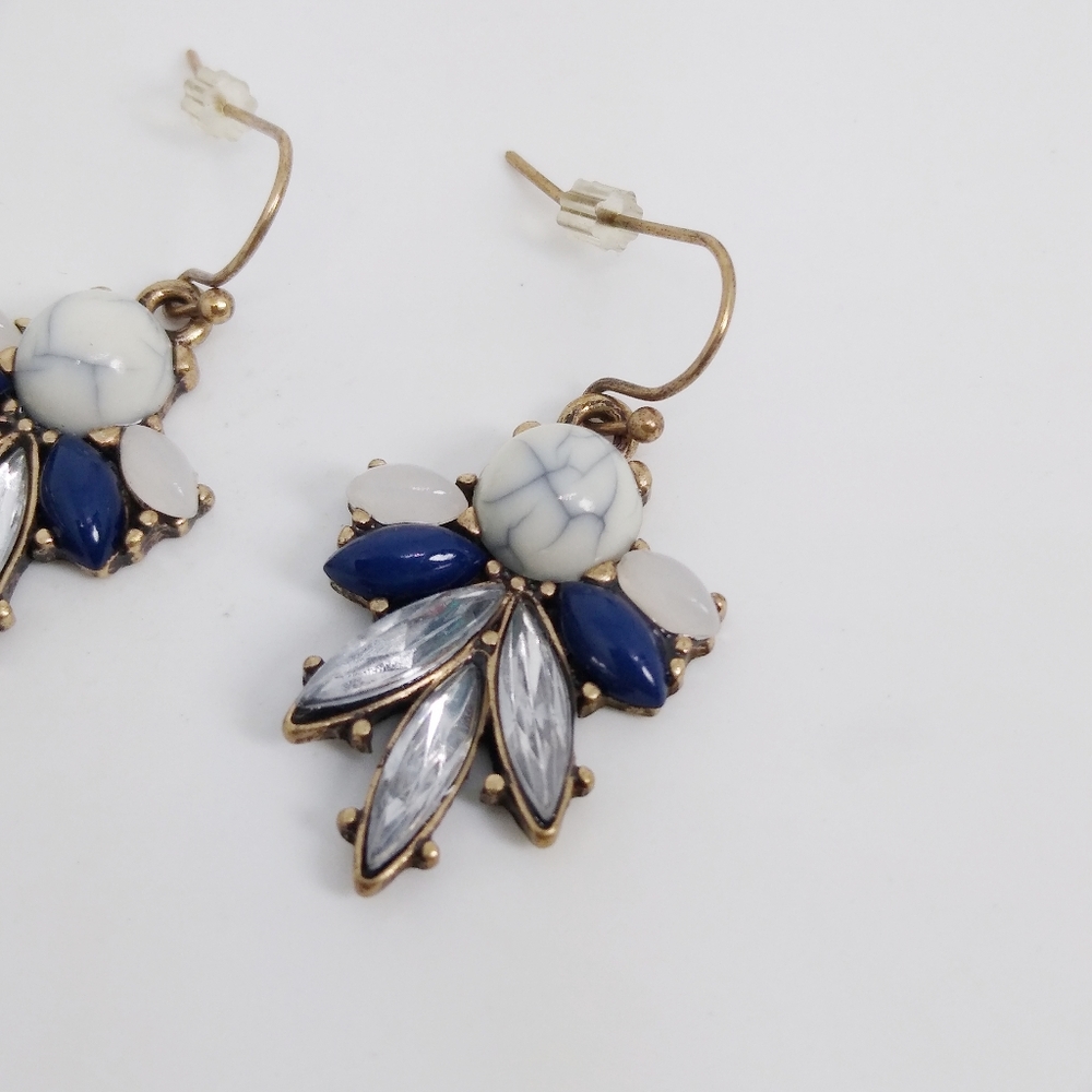 NEW Small Chandelier Crystal Bohemian Lightweight Drop Earrings - Picture 5 of 7